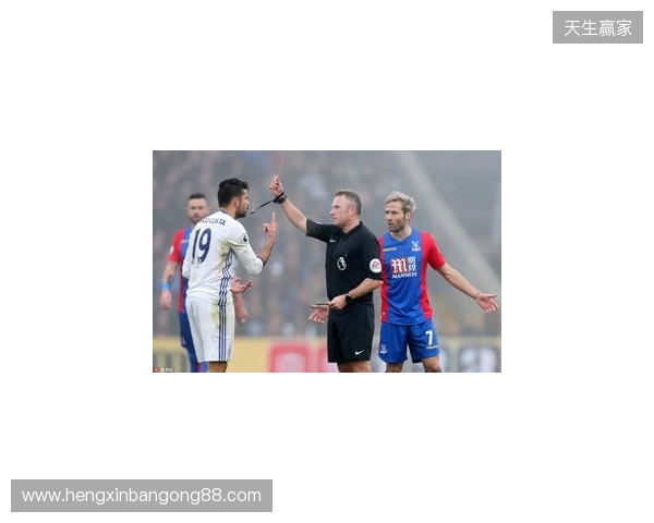 前白堡球员：当年刻意吃黄牌被停赛，这样就能多见见女友了