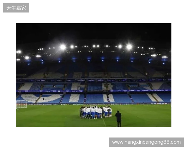 马卡:皇马将穿深色球衣对阵曼城,约1200位皇马球迷随队远征 马卡:皇马将穿深色球衣对阵曼城,约1200位皇马球迷随队远征